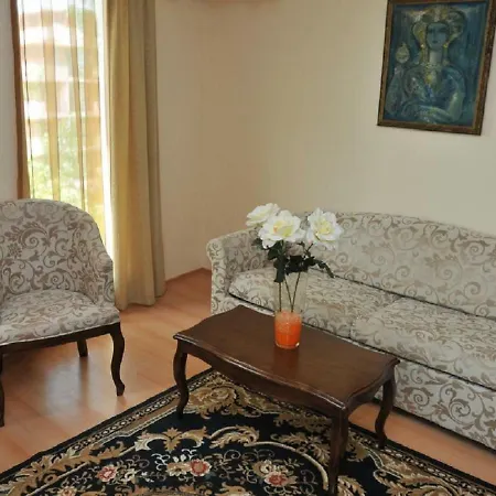 Mida Hotell Slăntjev Brjag